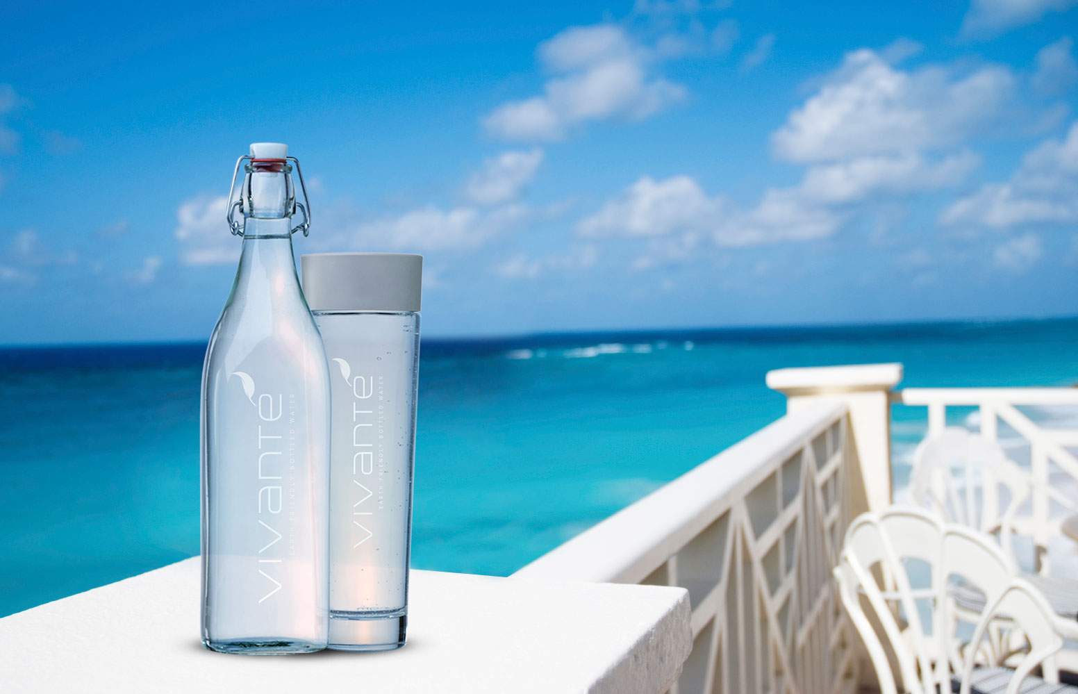 Agua Viva eco-tecnologías - GARRAFAS de vidrio tipo MURANO Una opción  saludable, higiénica y muy bonita para conservar cualquier tipo de  líquidos. - Sin plomo, así que ligera y saludable - Azul
